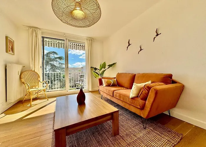 Le Cocon Mediterraneen Μπεζιέ