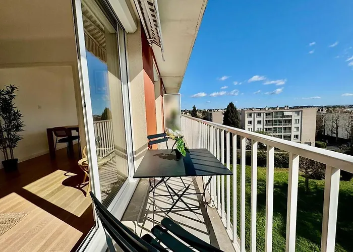 Le Cocon Mediterraneen * Μπεζιέ